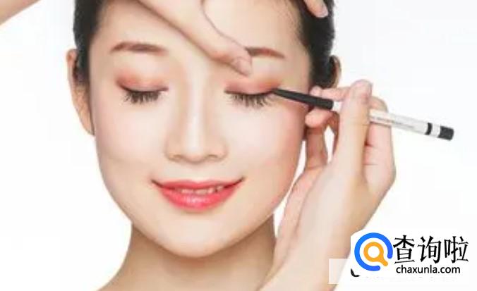 自然流产多久可以化妆