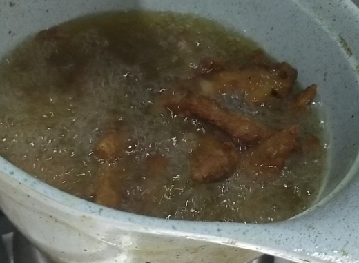 香酥炸鸡翅尖的做法