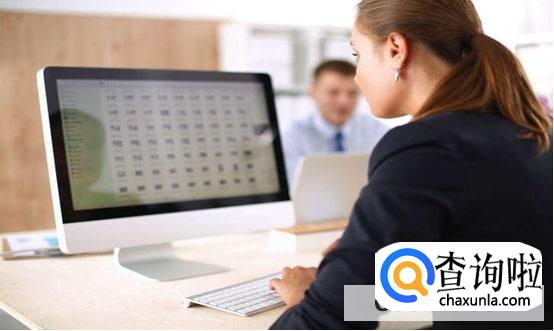 经常在电脑前工作应注意什么