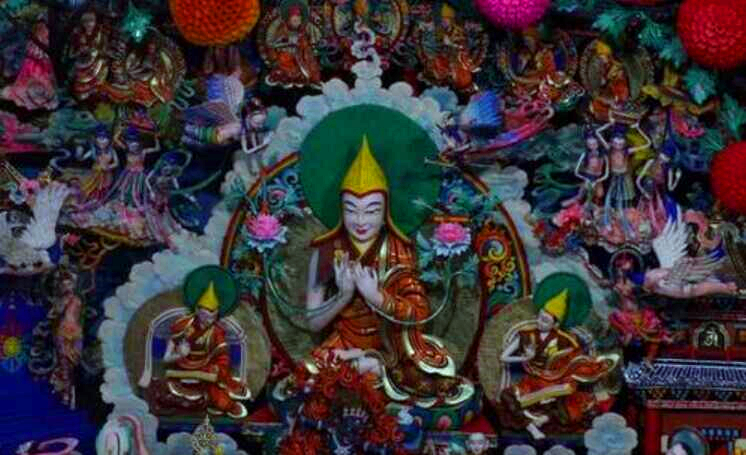 酥油花灯节的由来