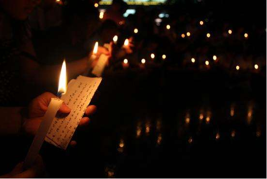 地震祈祷祝福语