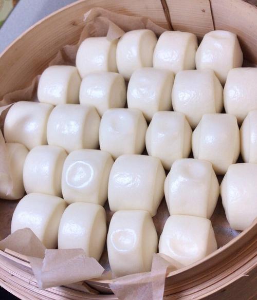 买的馒头为什么那么白
