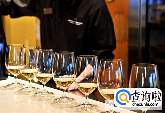 在酒桌上有哪些暗示