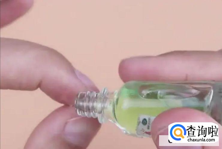 什么东西可以快速化解胶水