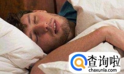 睡觉时打人是什么病？