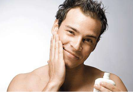 男士用什么护肤品好