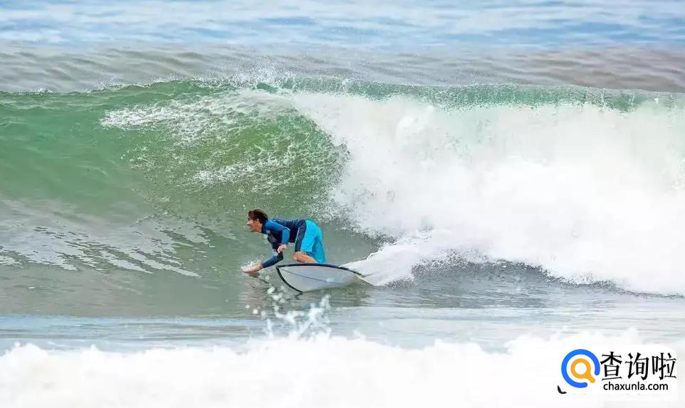 一般学冲浪多少钱