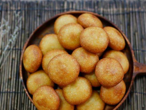 糖糕炸出来发硬是怎么回事