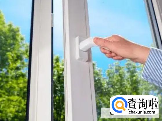 卫生间为什么会出现小飞虫