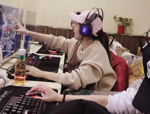 花粥网费是什么梗