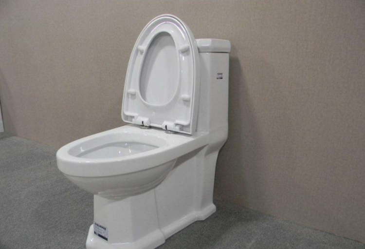 尿垢怎么清除