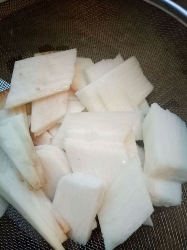 山药醋溜肉片汤的做法