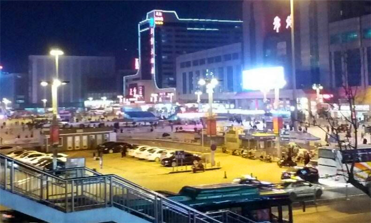 郑州市中心在哪个区