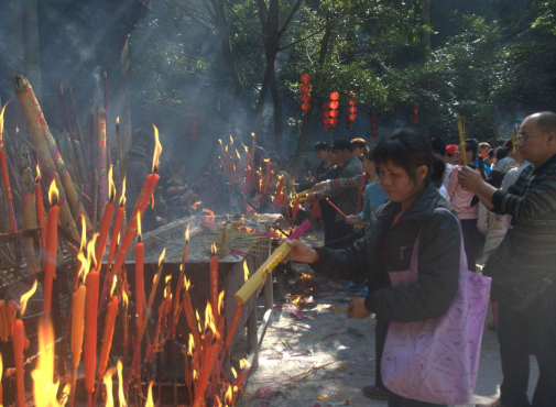 守灵香火不能断的原因