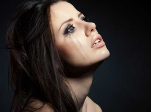 哭对眼睛的好处和坏处