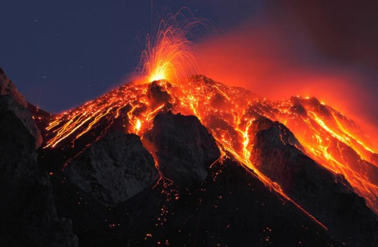 火山喷发是怎样形成的