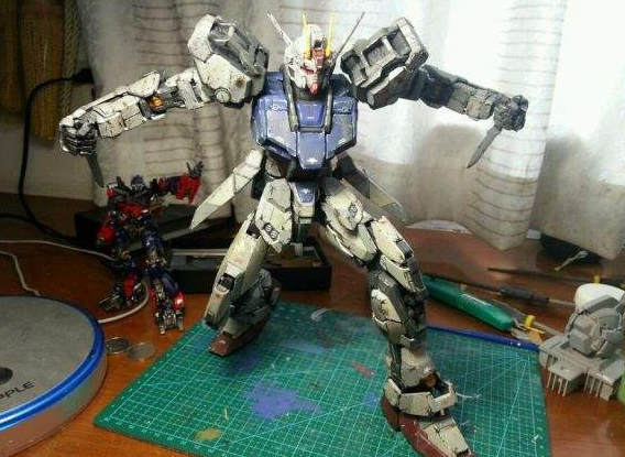 大班和万代的区别