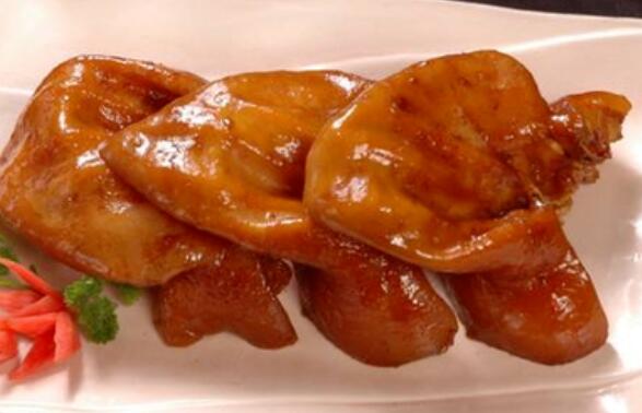 猪耳朵的营养价值？