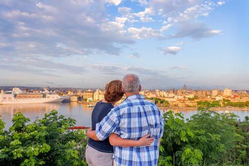 男人为什么叫丈夫